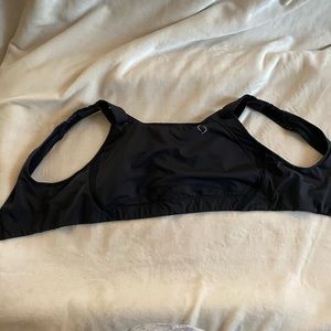 Black sports bra